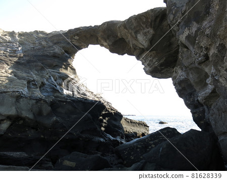 Horseback Cave Gate at Jogashima in Miura City 81628339