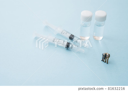 疫苗和注射器圖像 疫苗和注射器圖像 81632216