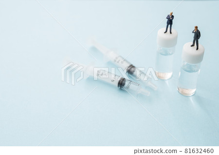 疫苗和注射器圖像 疫苗和注射器圖像 81632460