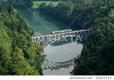 First Tadami River Bridge, Tadami Line train First Tadami River Bridge, Tadami Line train 81633314