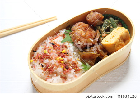 Handmade bento served on a magewappa 81634126