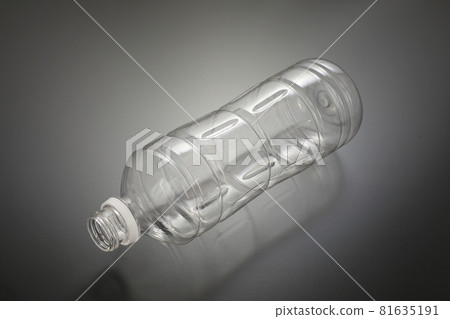 Empty plastic bottle 81635191