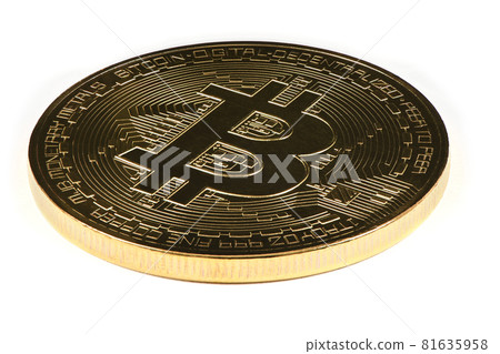 Golden bitcoin isolated on white background. (clipping path) 81635958