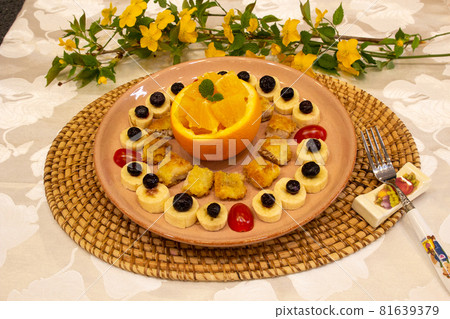 Chicken breast tonkatsu 81639379