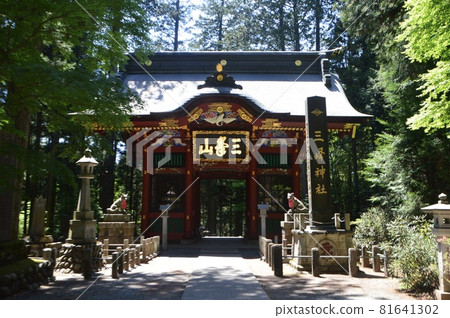 瑞金門 埼玉縣秩父市三峰神社 三峰 照片素材 圖片 圖庫