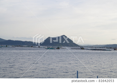 菲律賓呂宋塔阿爾湖和塔阿爾火山 菲律賓呂宋塔阿爾湖和塔阿爾火山 81642053
