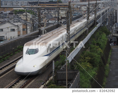 Shinkansen N700A near Yamashina 81642092