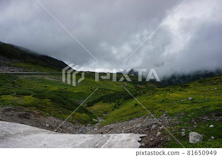 Muro-do of the cloudy weather 81650949