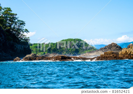 三陸福光國立公園 陸奧潮風步道 Goishi Beach Thunder Rock / Random Valley Observatory Reef 三陸福光國立公園 陸奧潮風步道 Goishi Beach Thunder Rock / Random Valley Observatory Reef 81652421