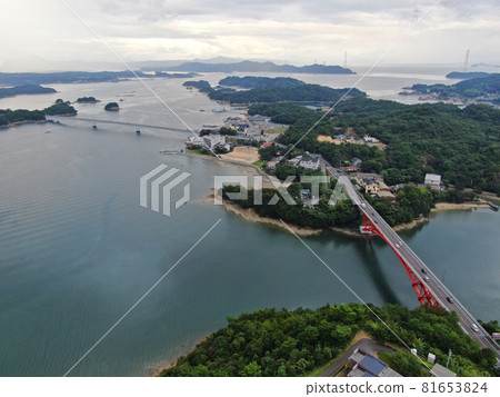 從松島展望台俯視天草五橋和四橋 81653824