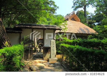 H城堡 81654628