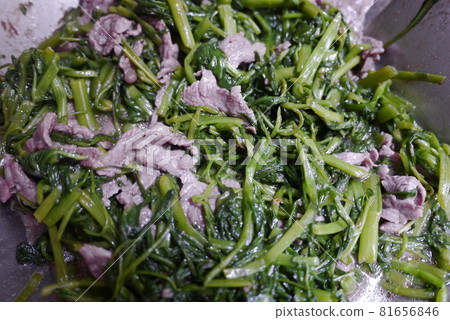 空心菜炒牛肉 空心菜炒牛肉 81656846