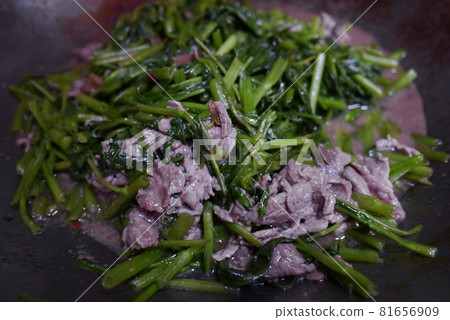 空心菜炒牛肉 空心菜炒牛肉 81656909