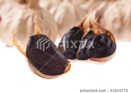 Black garlic Black garlic 81658778