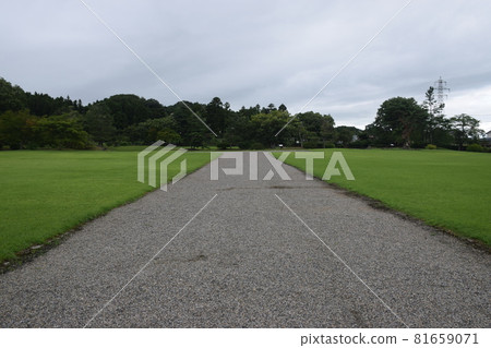 [Iwate, Hiraizumi] Kanjizaio-in Temple ruins 81659071