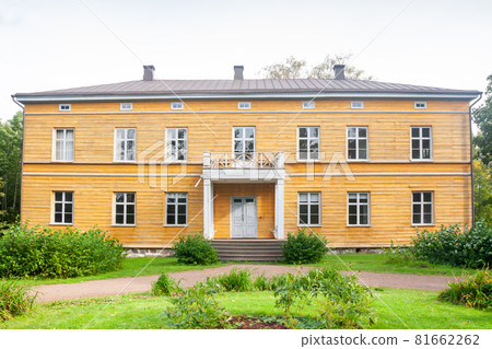 KOUVOLA, FINLAND - SEPTEMBER 20, 2018: Beautiful yellow old building of abandoned Anjala manor. The building was built at the turn of the 19th century and belonged to the Wrede family from 1837 KOUVOLA, FINLAND - SEPTEMBER 20, 2018: Beautiful yellow old building of abandoned Anjala manor. The building was built at the turn of the 19th century and belonged to the Wrede family from 1837 81662262