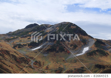 Landscape / Climbing / Autumn leaves Tateyama mountain range Landscape / Climbing / Autumn leaves Tateyama mountain range 81664315