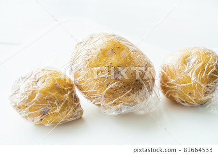 Potatoes cooked in the microwave Potatoes cooked in the microwave 81664533