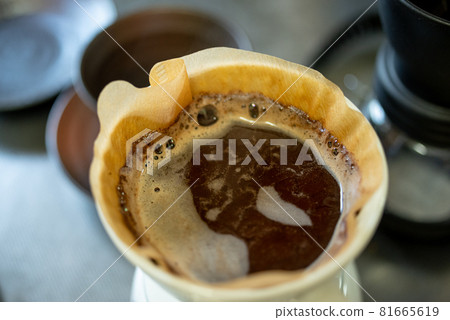 Adult insistence brewing coffee 81665619