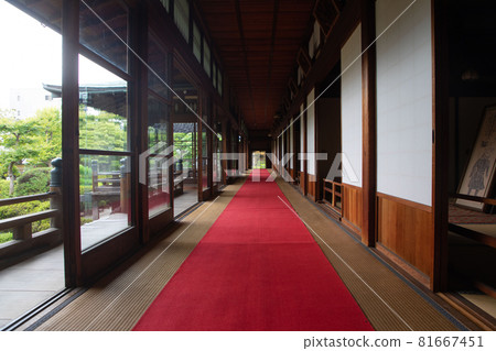 Shibamata Taishakuten Suikeien Corridor 81667451