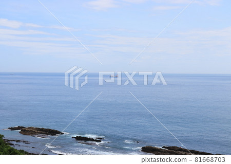Salvage ship on the Nichinan coast Salvage ship on the Nichinan coast 81668703