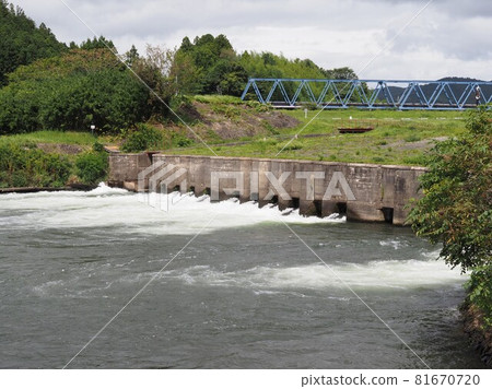 Tokinamiarai Weir Tokinamiarai Weir 81670720
