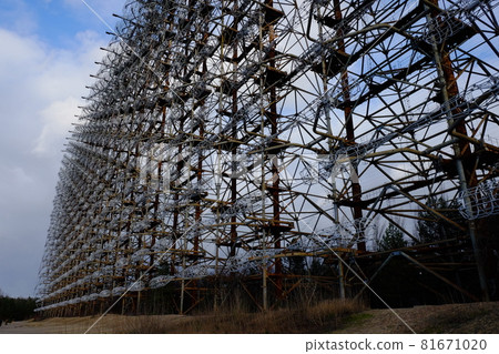 Duga is a Soviet over-the-horizon radar station for an early detection system for ICBM launches. 81671020