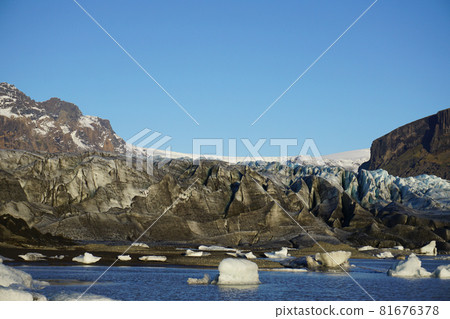 Route 1 and Vatnajokull, Skaftafell, Iceland 81676378