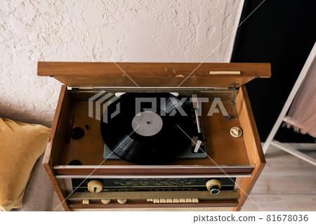 Old record player Old record player 81678036