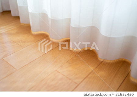 Lace curtain and floor Lace curtain and floor 81682480