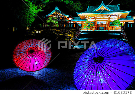 織姬神社和日本傘 織姬神社和日本傘 81683178
