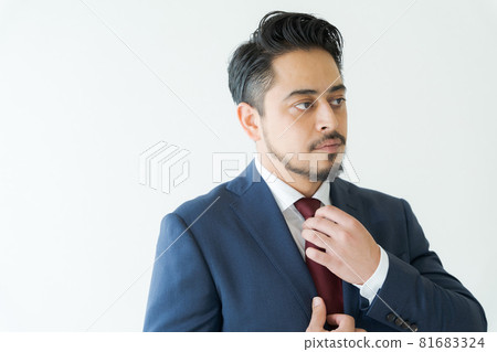 Male business Middle Eastern 81683324
