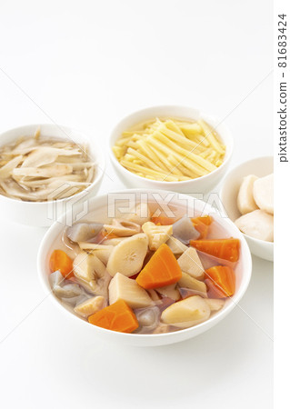 Boiled vegetables Boiled vegetables 81683424