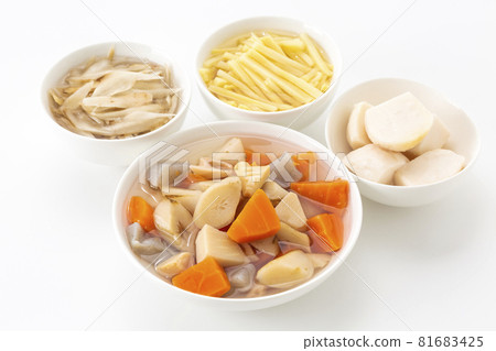 Boiled vegetables Boiled vegetables 81683425