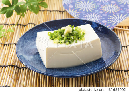 冷豆腐 冷豆腐 81683902