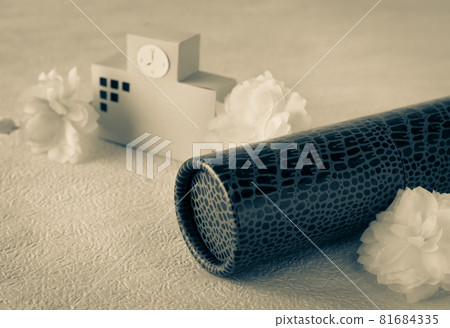 Diploma tube Round tube Sakura Graduation Graduation school building Diploma tube Education 81684335