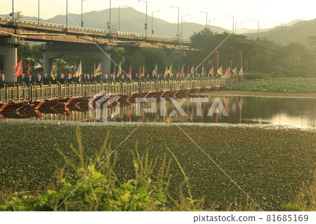 Sunrise. Dumulmeori. Yangsuri. Morning 81685169