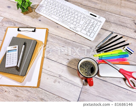 Business image desk work Business image desk work 81686146