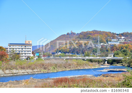Matsushima Bridge / View of the Narai River and Shiroyama Park (Matsumoto City, Nagano Prefecture) [2019.11] 81690348