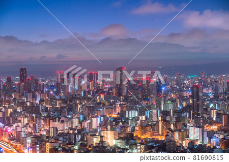 《Osaka Prefecture》 Night view of central Osaka in twilight 《Osaka Prefecture》 Night view of central Osaka in twilight 81690815