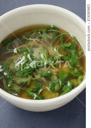 蘿蔔味噌湯(自製) 蘿蔔味噌湯(自製) 81690965