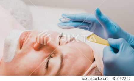 Cryo-mask, a mask for narrowing pores, which is used as a final step immediately after the procedure of mechanical facial cleansing. Cryo-mask, a mask for narrowing pores, which is used as a final step immediately after the procedure of mechanical facial cleansing. 81692262