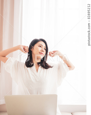 In 2017, Asia's beauty was used in writing and electronics. In 2017, Asia's beauty was used in writing and electronics. 81695212