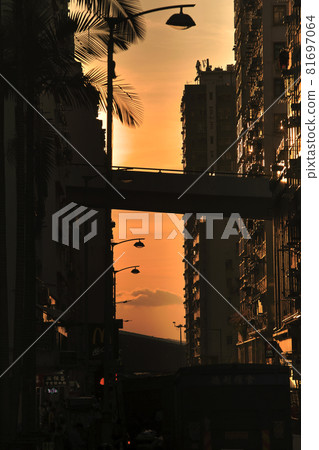 the sunset at street through Midtown Shek Tong Tsui, hk 20 Aug 2021 the sunset at street through Midtown Shek Tong Tsui, hk 20 Aug 2021 81697064