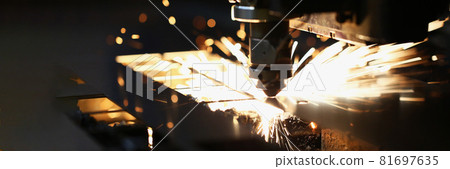Laser cutting of metal in modern industrial technologies 81697635