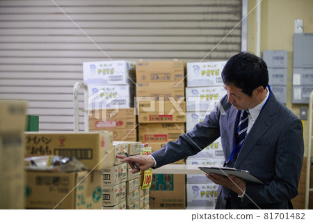 超市庫存倉庫後院 81701482