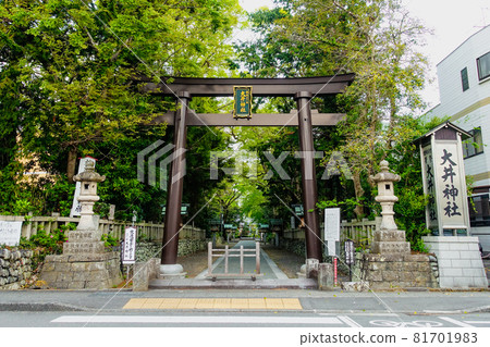 Oi Shrine (Oimachi, Shimada City, Shizuoka Prefecture) A shrine built to express gratitude for the blessings of the Oi River and to pray for the absence of flood damage. 81701983