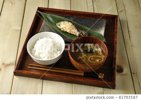 Sablefish grilled in Saikyo set meal 81703587