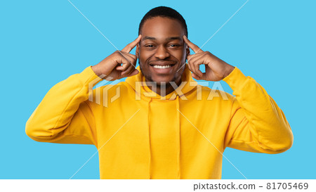 Cheerful African Man Pointing At Forehead Over Blue Background, Panorama Cheerful African Man Pointing At Forehead Over Blue Background, Panorama 81705469