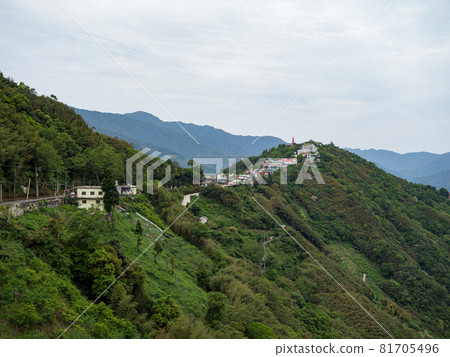 Northern cross-island highway in Taiwan 81705496